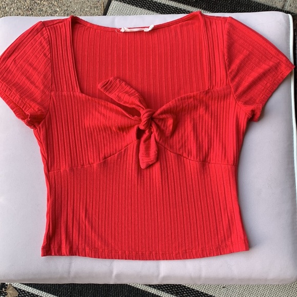 Lush Tops - LUSH red crop top size small